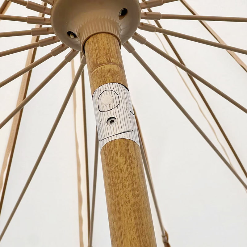 2,8M kézzel hajlított táj esernyő