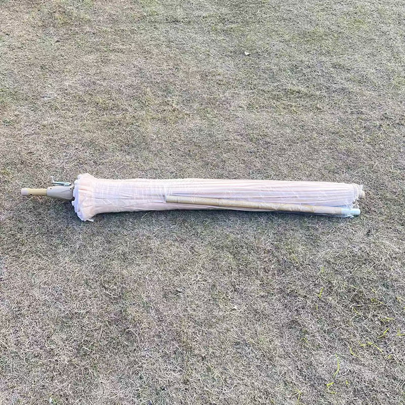 2,8M kézzel hajlított táj esernyő